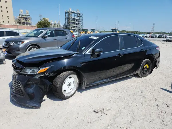 4T1B11HK6JU079343 2018 TOYOTA CAMRY - Image 1