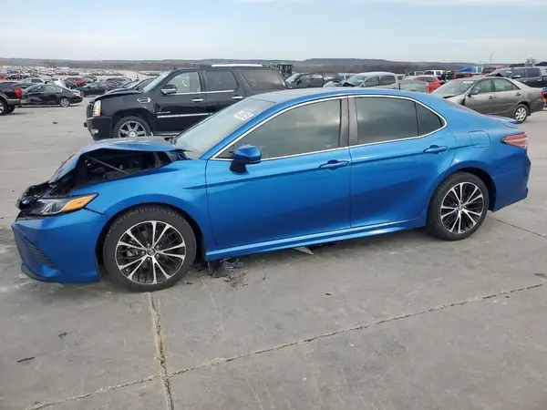 4T1B11HK6JU079892 2018 TOYOTA CAMRY - Image 1