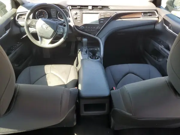 4T1B11HK6JU080556 2018 TOYOTA CAMRY - Image 8