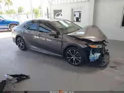 4T1B11HK6JU080945 2018 TOYOTA CAMRY