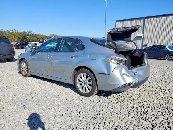 4T1B11HK6JU087183 2018 TOYOTA CAMRY - Image 2