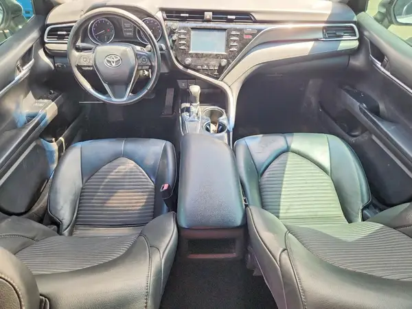 4T1B11HK6JU088804 2018 TOYOTA CAMRY - Image 8