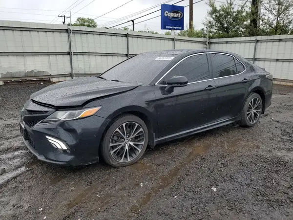 4T1B11HK6JU089323 2018 TOYOTA CAMRY - Image 1