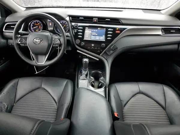 4T1B11HK6JU089323 2018 TOYOTA CAMRY - Image 8