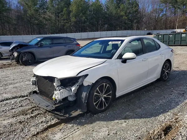 4T1B11HK6JU093470 2018 TOYOTA CAMRY - Image 1
