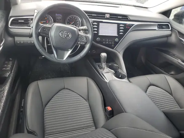 4T1B11HK6JU101051 2018 TOYOTA CAMRY - Image 8
