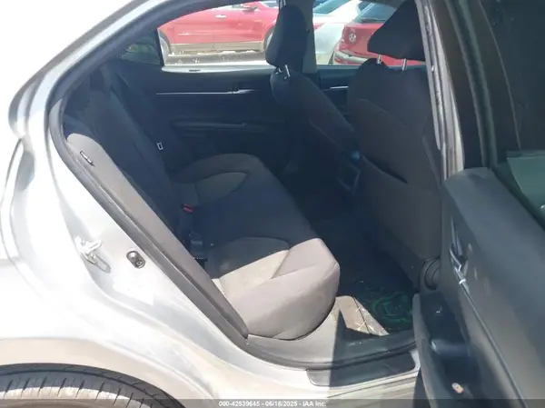 4T1B11HK6JU104368 2018 TOYOTA CAMRY - Image 8