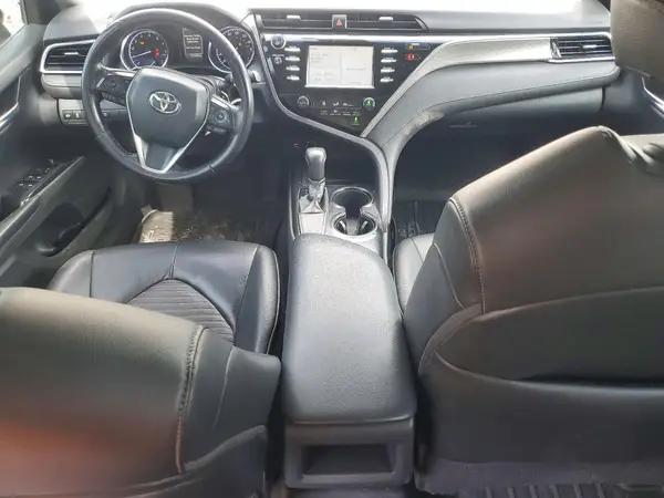 4T1B11HK6JU104631 2018 TOYOTA CAMRY - Image 8