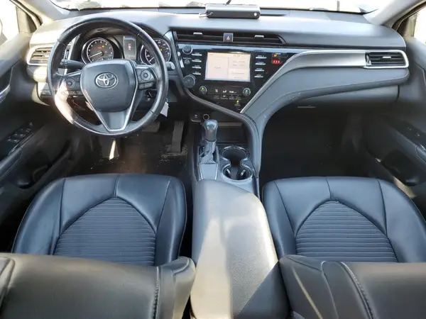 4T1B11HK6JU109666 2018 TOYOTA CAMRY - Image 8