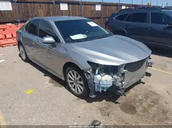 4T1B11HK6JU114575 2018 TOYOTA CAMRY