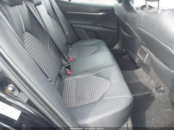 4T1B11HK6JU117993 2018 TOYOTA CAMRY - Image 8