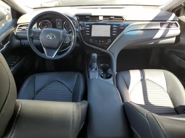 4T1B11HK6JU119470 2018 TOYOTA CAMRY - Image 8