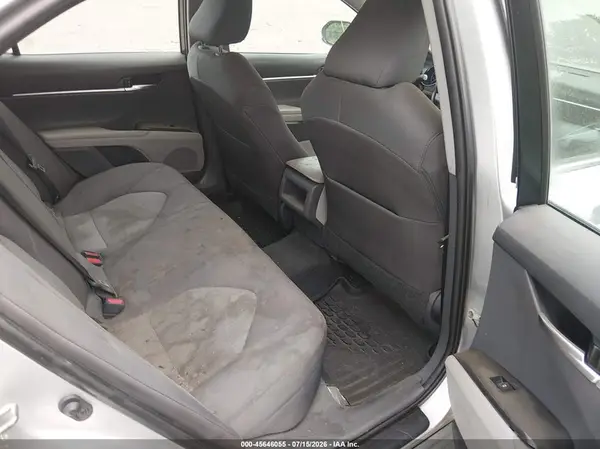 4T1B11HK6JU124751 2018 TOYOTA CAMRY - Image 8