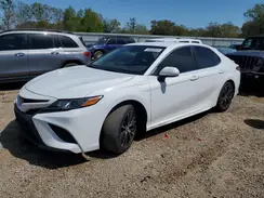 4T1B11HK6JU130758 2018 TOYOTA CAMRY