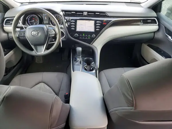 4T1B11HK6JU141940 2018 TOYOTA CAMRY - Image 8