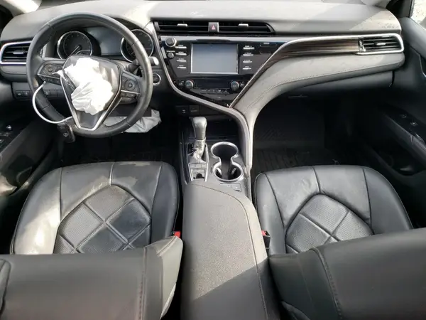 4T1B11HK6JU143378 2018 TOYOTA CAMRY - Image 8