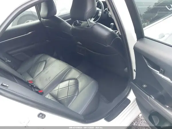 4T1B11HK6JU148497 2018 TOYOTA CAMRY - Image 8