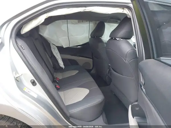 4T1B11HK6JU149505 2018 TOYOTA CAMRY - Image 8