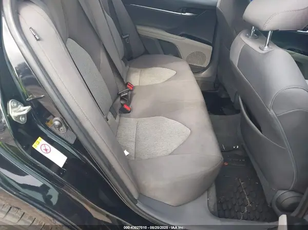 4T1B11HK6JU151528 2018 TOYOTA CAMRY - Image 8