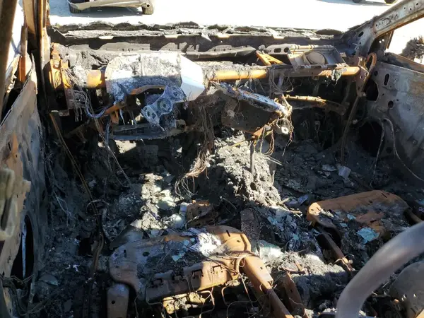 4T1B11HK6JU157264 2018 TOYOTA CAMRY - Image 8