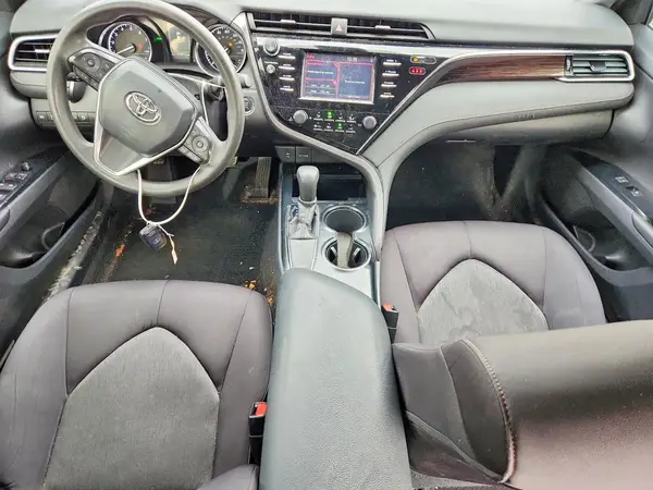 4T1B11HK6JU504639 2018 TOYOTA CAMRY - Image 8