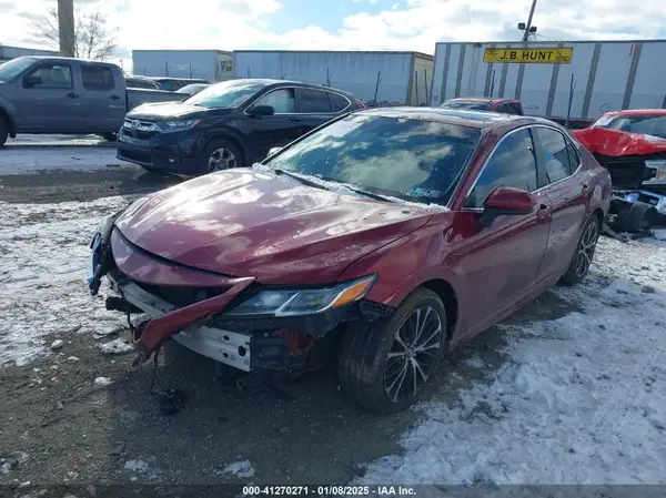 4T1B11HK6JU505015 2018 TOYOTA CAMRY - Image 2