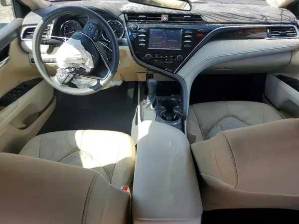 4T1B11HK6JU505645 2018 TOYOTA CAMRY - Image 8