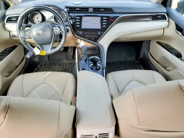 4T1B11HK6JU506973 2018 TOYOTA CAMRY - Image 8