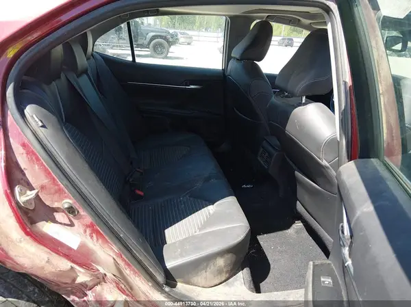 4T1B11HK6JU507542 2018 TOYOTA CAMRY - Image 8