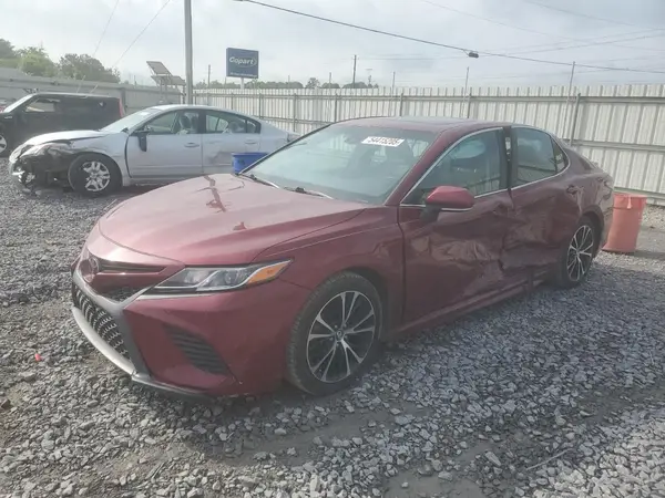 4T1B11HK6JU509002 2018 TOYOTA CAMRY - Image 1
