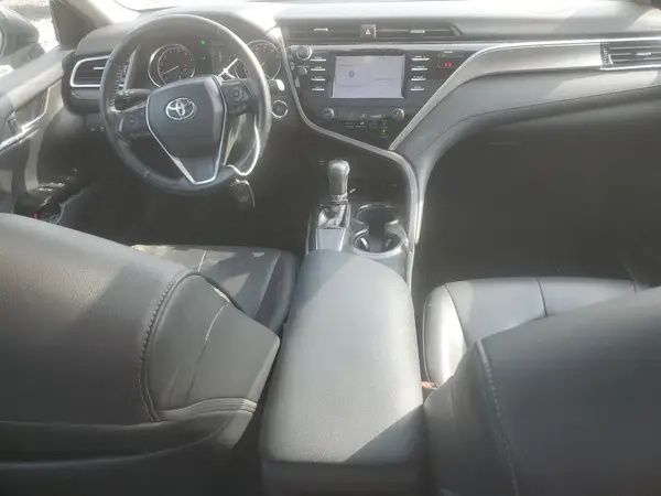 4T1B11HK6JU509002 2018 TOYOTA CAMRY - Image 8