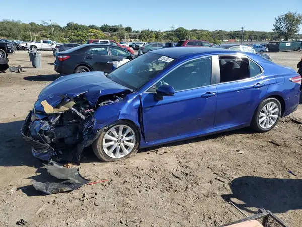 4T1B11HK6JU509033 2018 TOYOTA CAMRY - Image 1