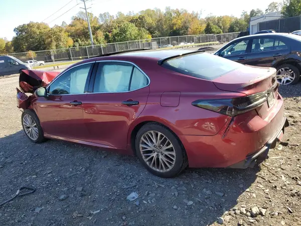 4T1B11HK6JU509663 2018 TOYOTA CAMRY - Image 2