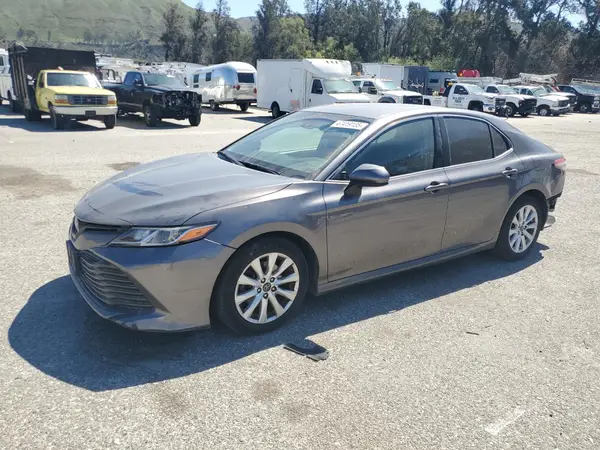 4T1B11HK6JU510019 2018 TOYOTA CAMRY - Image 1