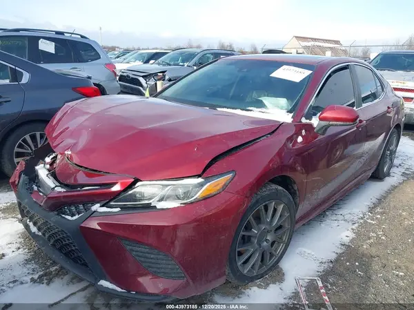 4T1B11HK6JU511753 2018 TOYOTA CAMRY - Image 2