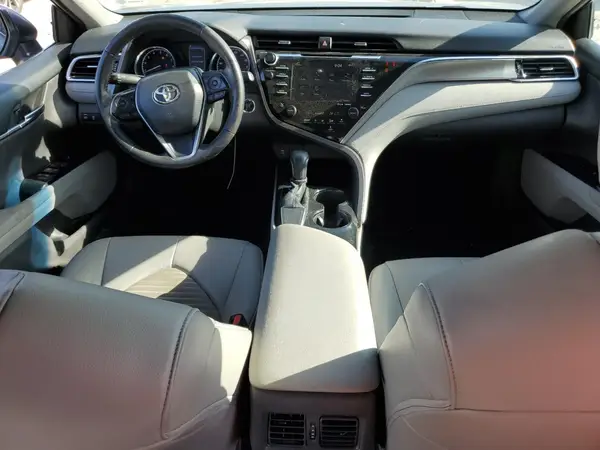 4T1B11HK6JU513809 2018 TOYOTA CAMRY - Image 8