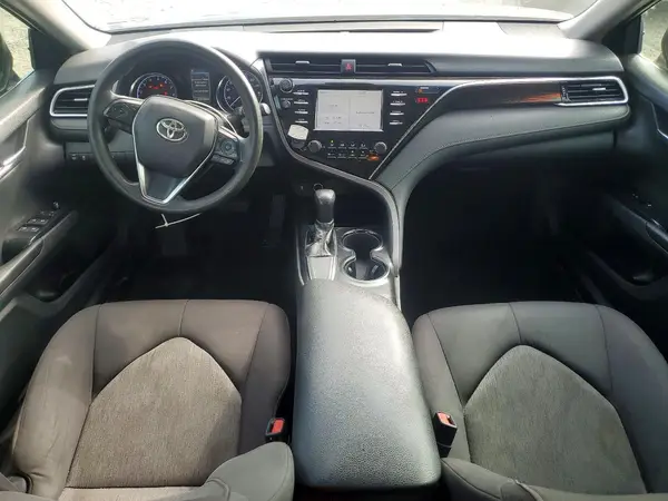 4T1B11HK6JU517097 2018 TOYOTA CAMRY - Image 8