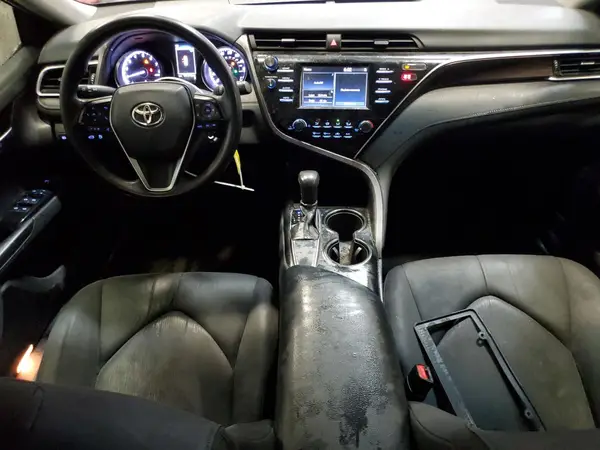 4T1B11HK6JU517214 2018 TOYOTA CAMRY - Image 8