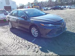 4T1B11HK6JU527600 2018 TOYOTA CAMRY