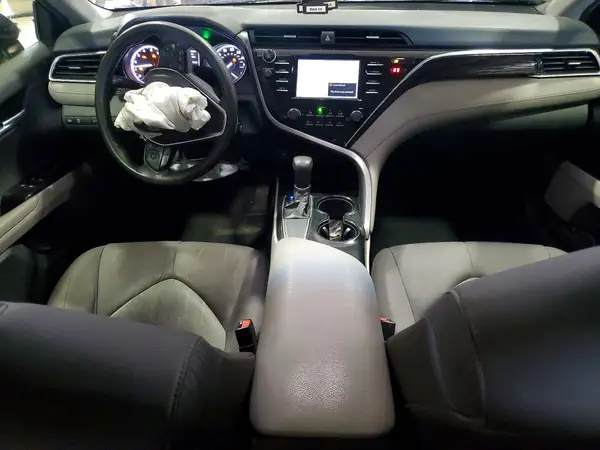 4T1B11HK6JU531114 2018 TOYOTA CAMRY - Image 8