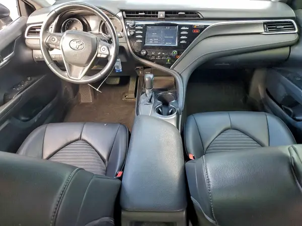 4T1B11HK6JU533560 2018 TOYOTA CAMRY - Image 8