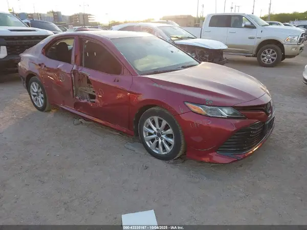 4T1B11HK6JU534918 2018 TOYOTA CAMRY - Image 1