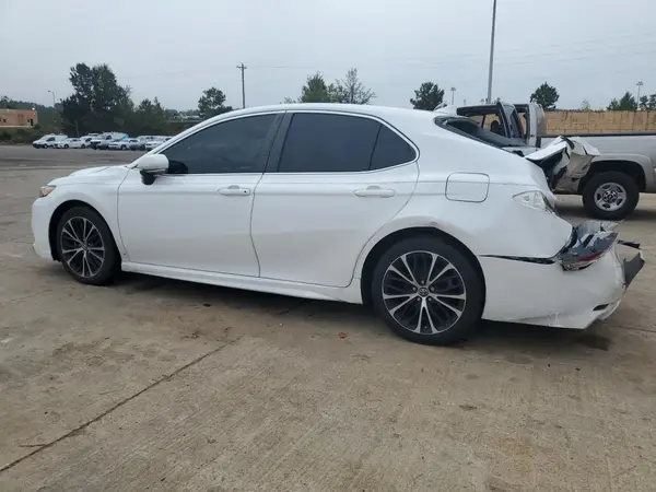 4T1B11HK6JU535356 2018 TOYOTA CAMRY - Image 2