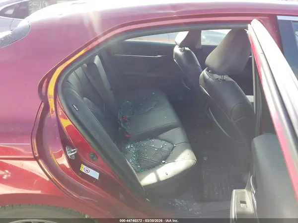 4T1B11HK6JU536085 2018 TOYOTA CAMRY - Image 8
