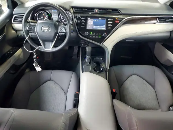 4T1B11HK6JU536717 2018 TOYOTA CAMRY - Image 8