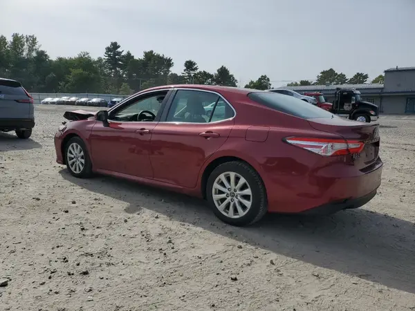 4T1B11HK6JU537110 2018 TOYOTA CAMRY - Image 2