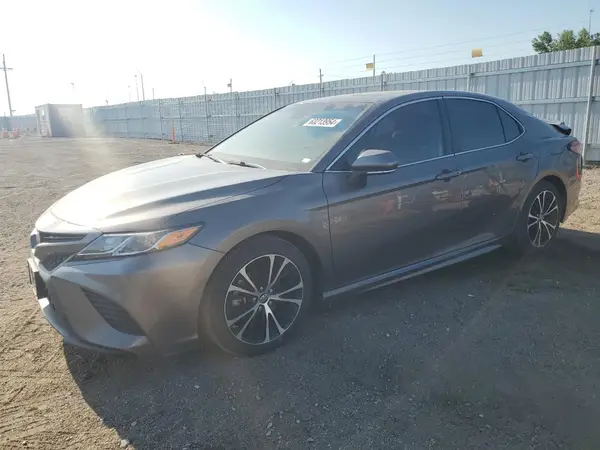 4T1B11HK6JU540847 2018 TOYOTA CAMRY - Image 1