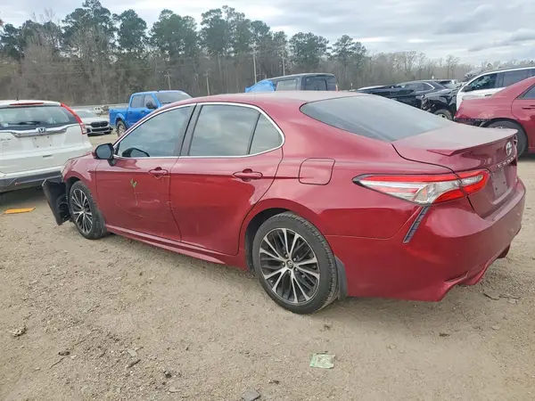 4T1B11HK6JU541318 2018 TOYOTA CAMRY - Image 2