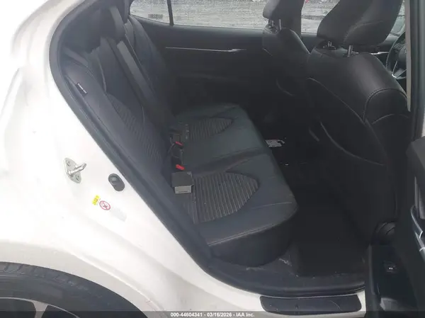4T1B11HK6JU542453 2018 TOYOTA CAMRY - Image 8