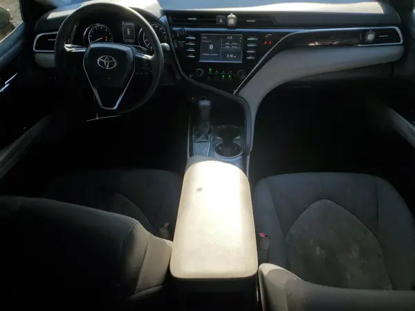 4T1B11HK6JU543473 2018 TOYOTA CAMRY - Image 8